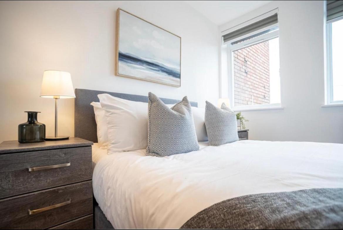Two Bedrooms, Two Bath, Up To 3 Beds 1 Sofa - Slough Windsor Legoland ภายนอก รูปภาพ