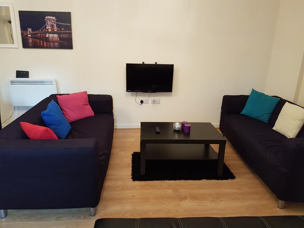 Two Bedrooms, Two Bath, Up To 3 Beds 1 Sofa - Slough Windsor Legoland ภายนอก รูปภาพ